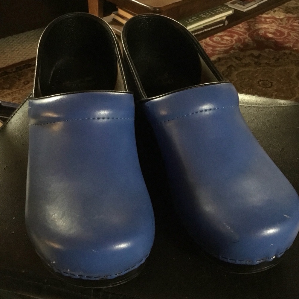 dansko clogs size 42